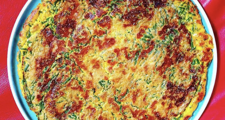 Frittata di gamberi e asparagi di mare