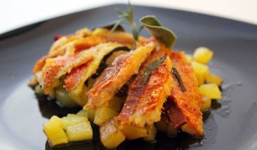 Filetti di triglia alle erbe aromatiche