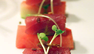 Cruditè di tonno con anguria piccante
