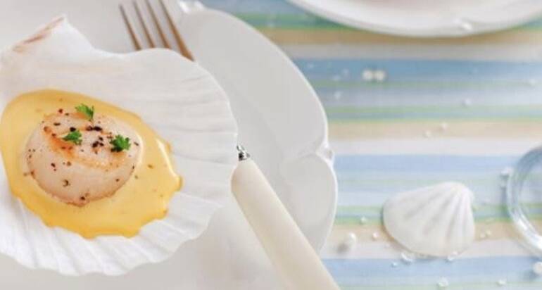 Capesante con salsa allo zafferano